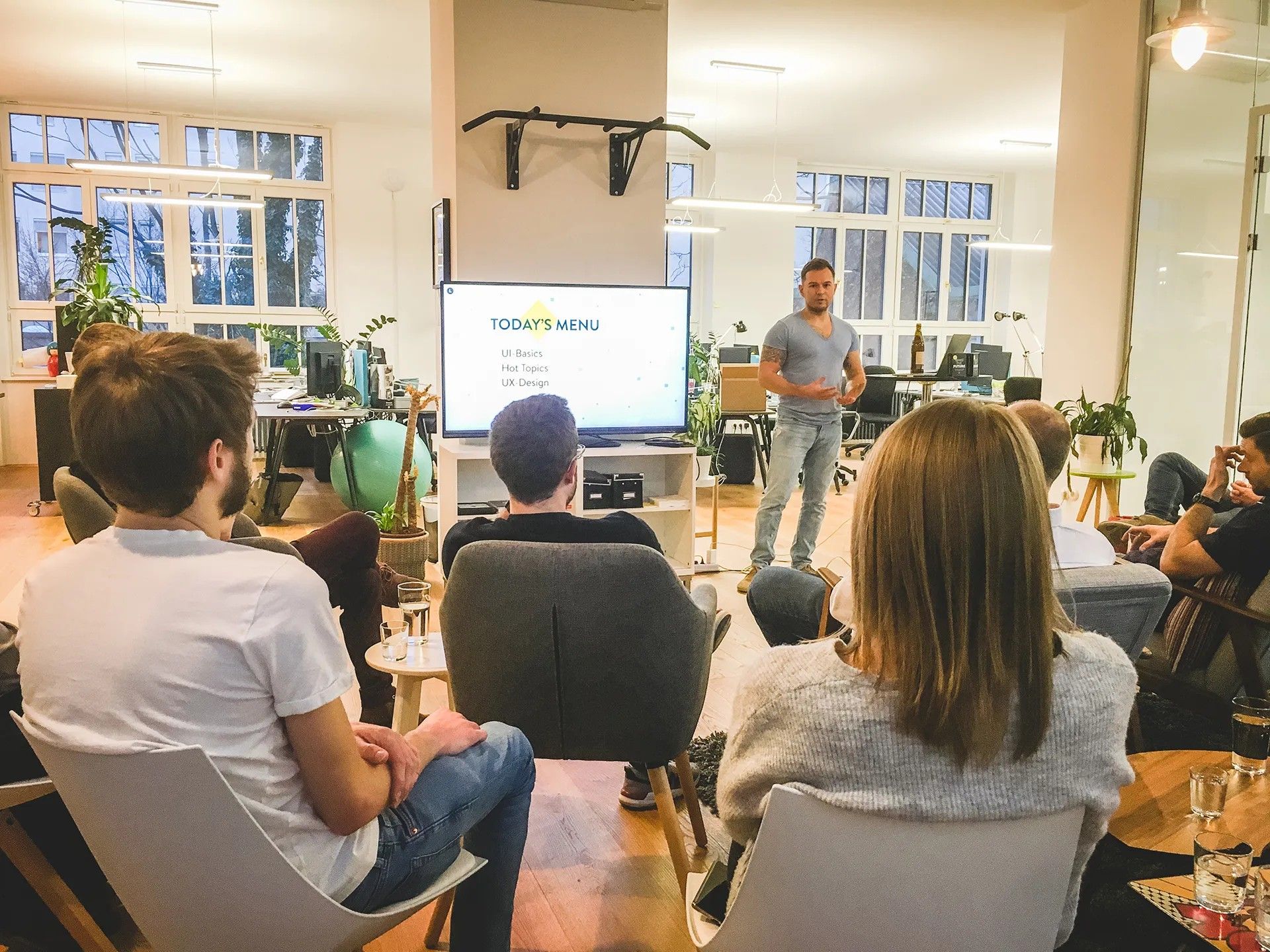 UI Design Training Image Bild 2