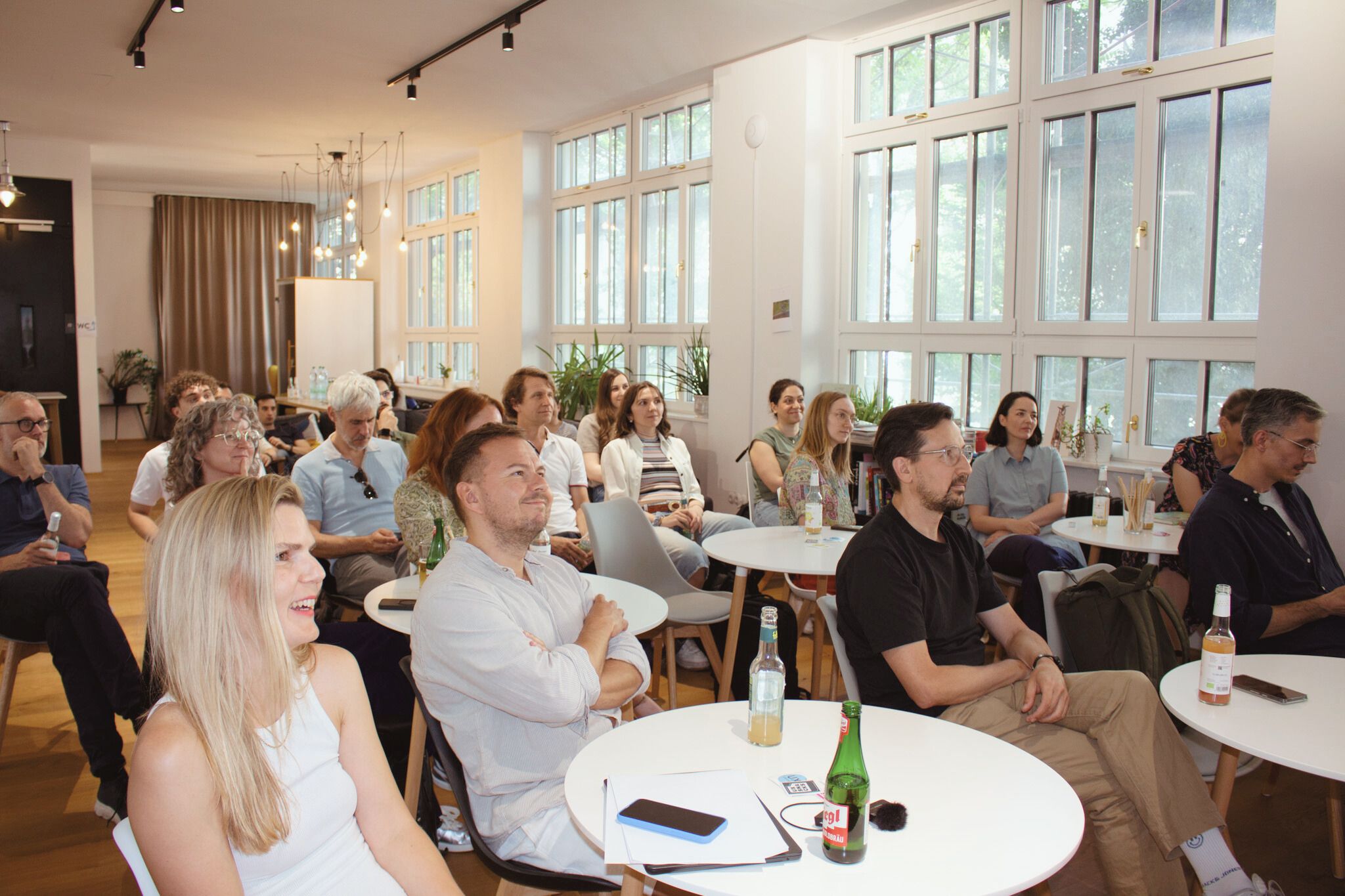 UX Snacks - Blick auf die Community während eines Vortrag